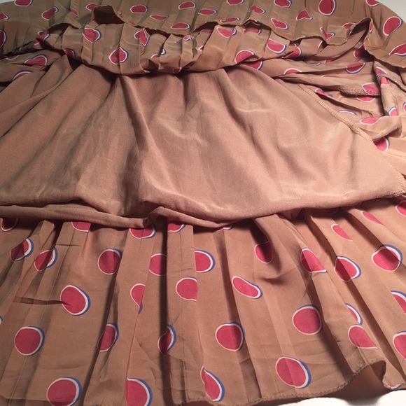 Beautiful dress with a vintage look! - Picture 3 of 6